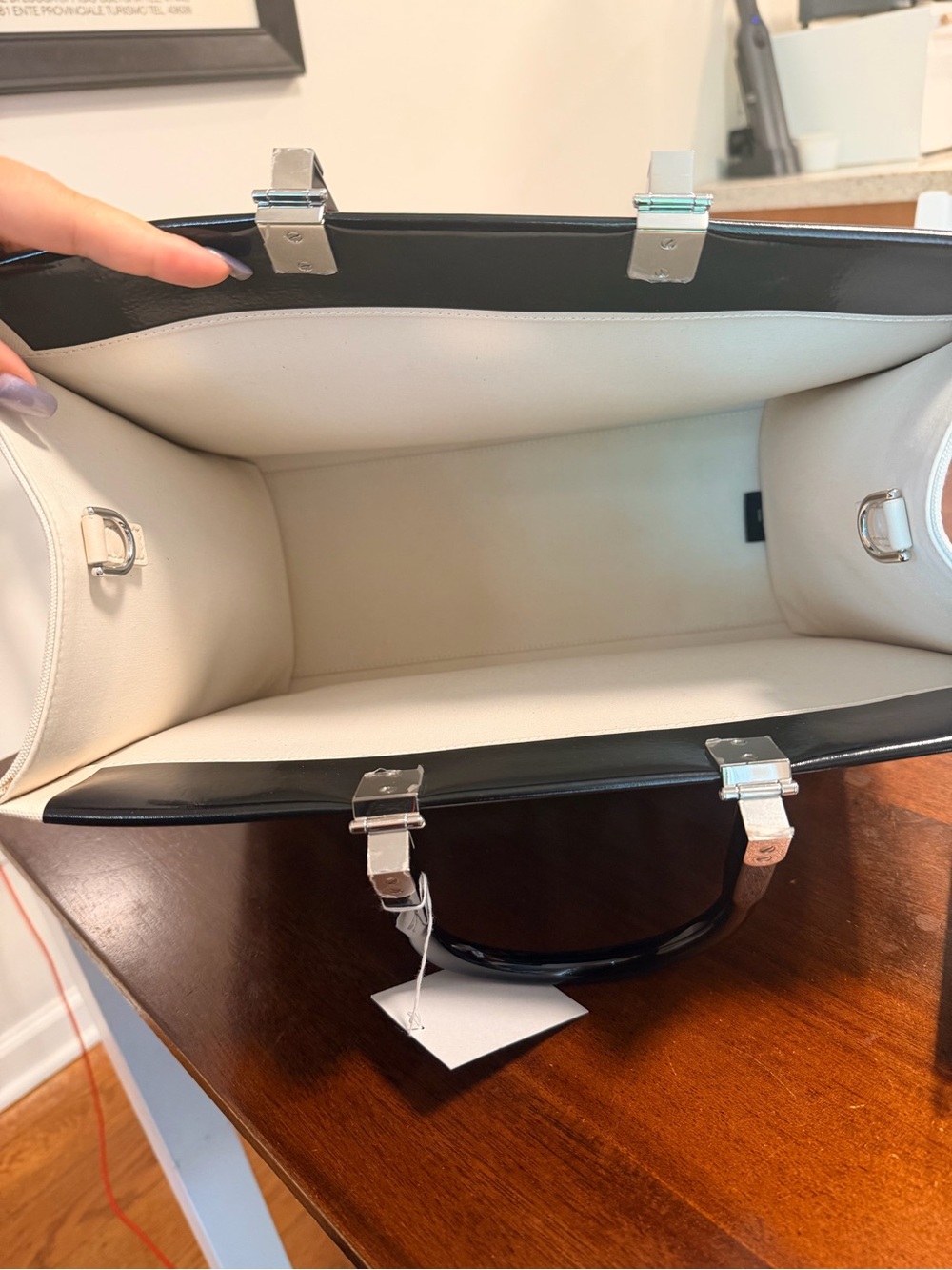 Fendi Roma Medium Sunshine Tote - Picture 5 of 8